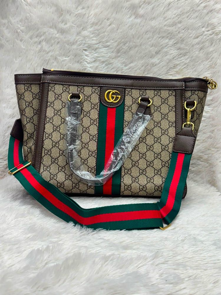 PREMIUM GUCCI  HANDBAG 👜