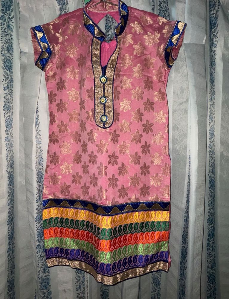 Pink Silk Kurta with Intricate Embroidery
