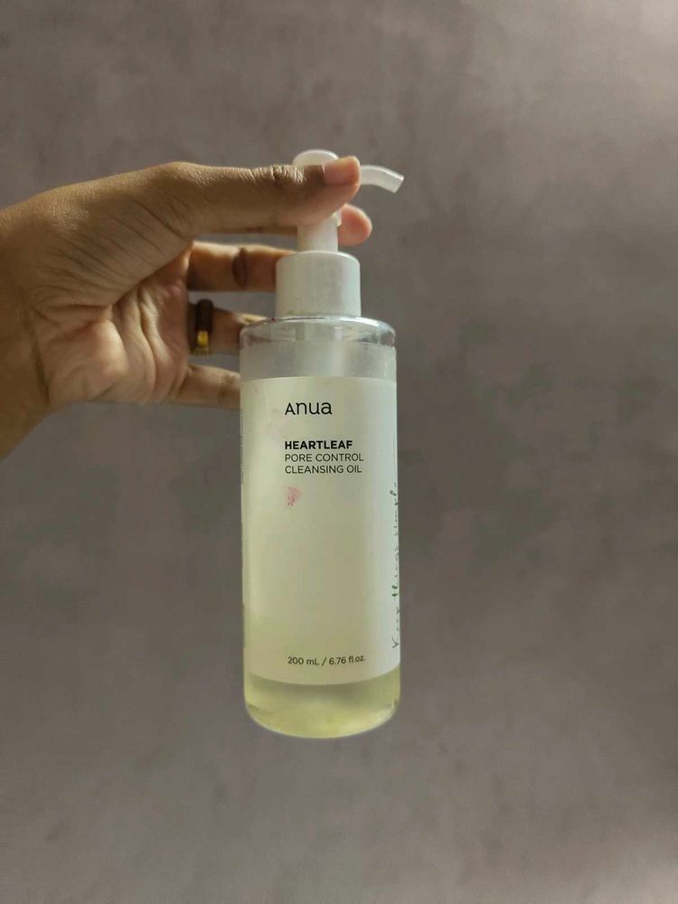 Anua Heartleaf Pore Control Cleansing Oil