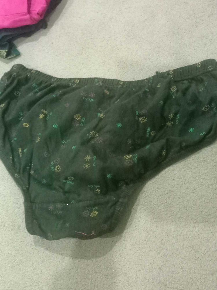 Comfortable Floral Briefs
