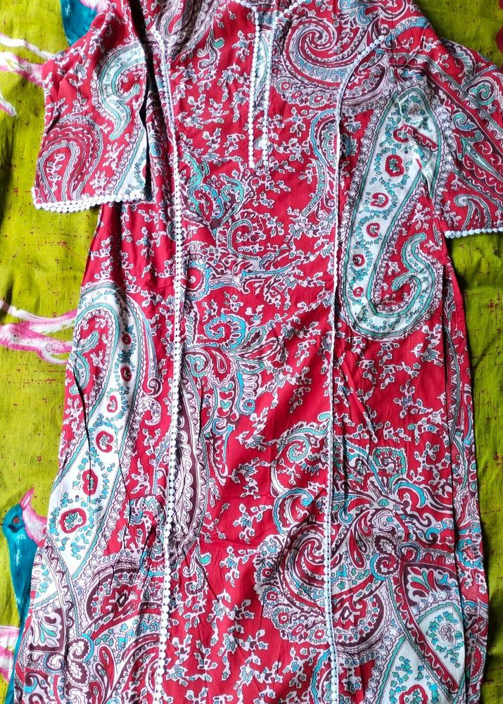 Beautiful Red Paisley Print Kurta