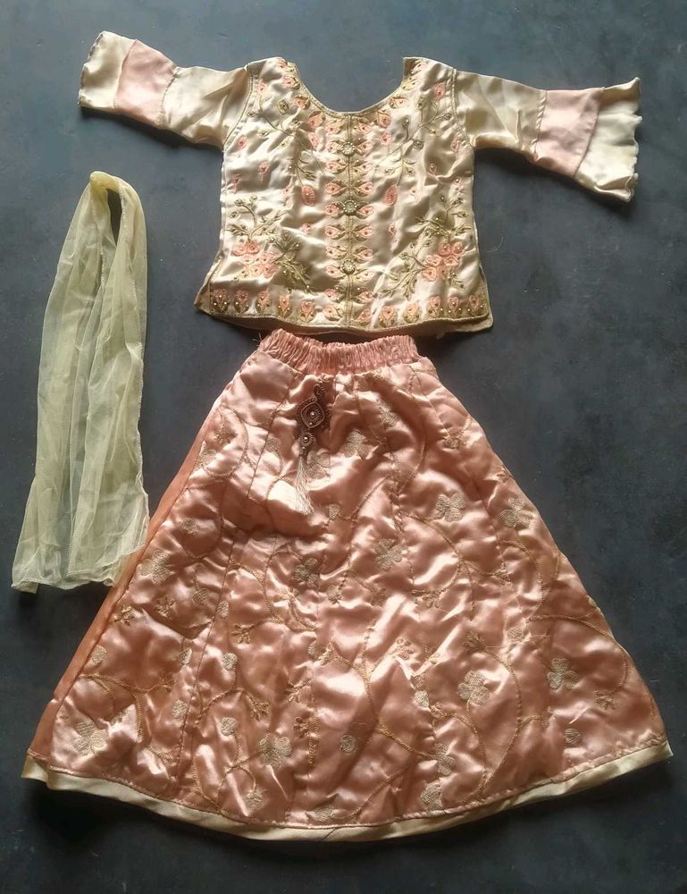 Girls Lehnga