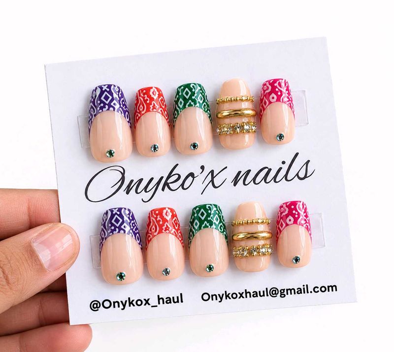Onyko'x Nails handmade navratri Press-On Set