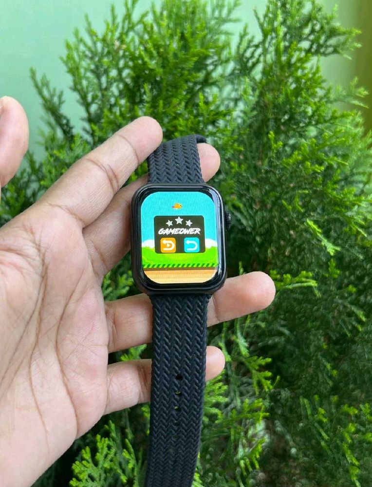 Smart Watch with Custom Face