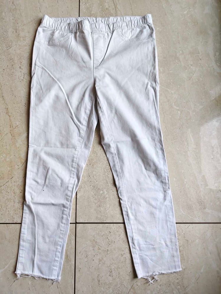 White High Waisted Cropped Pants