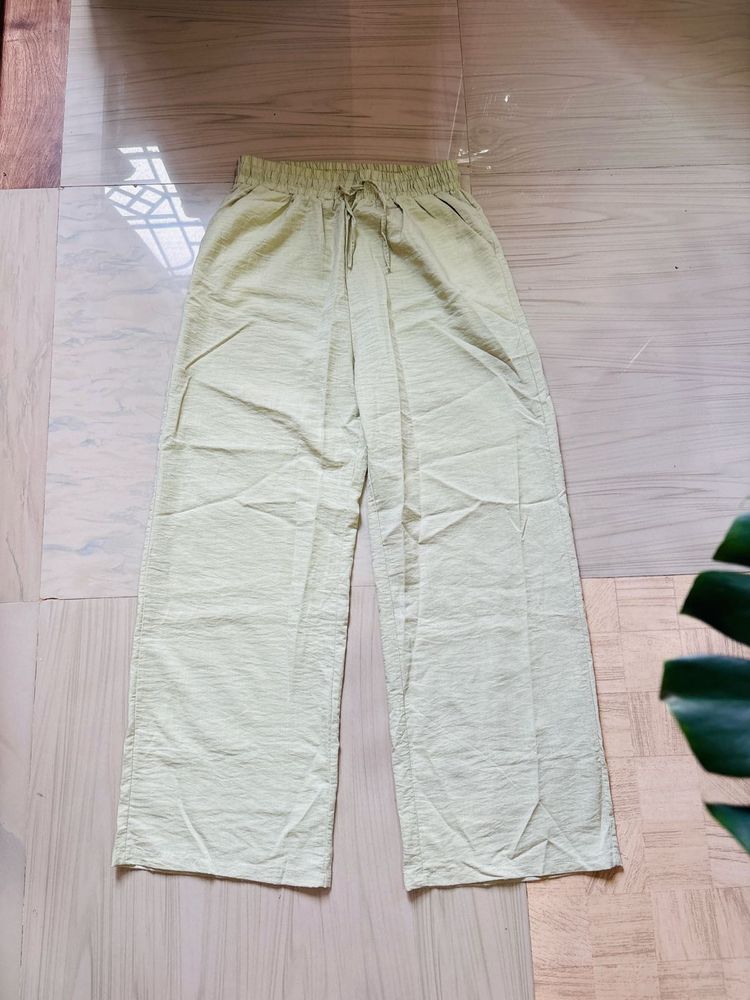 Lightweight Wide Leg Pants
