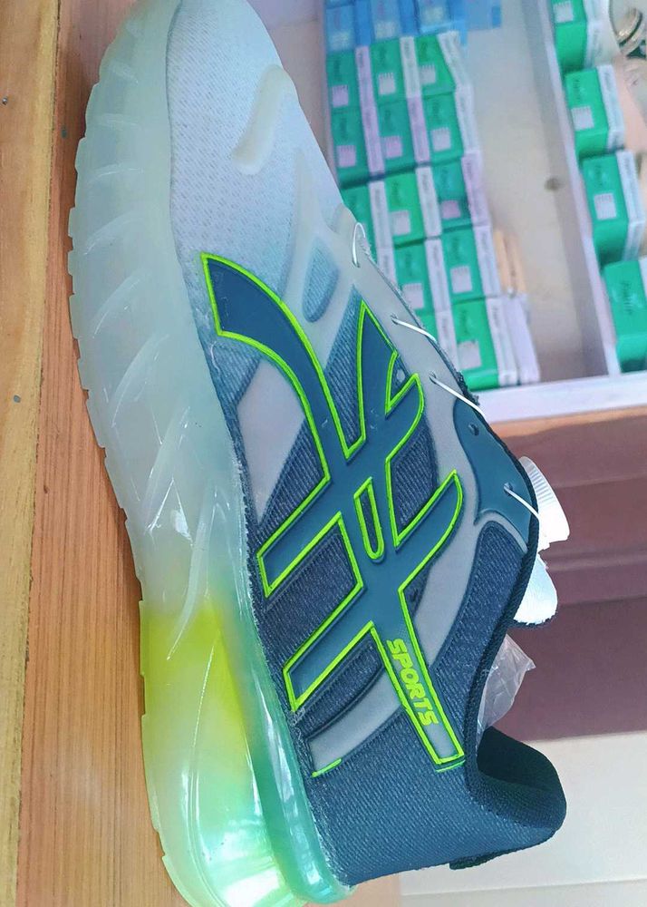 Imported Sports Shoes