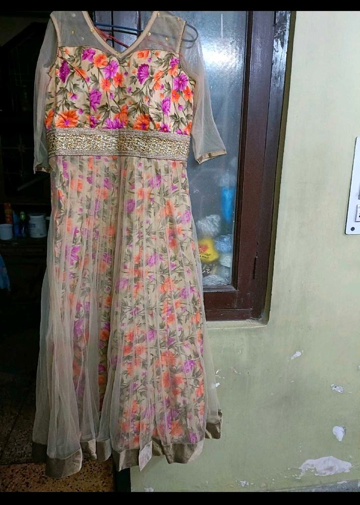 Beautiful Floral Print Party Gown in 38 bust
