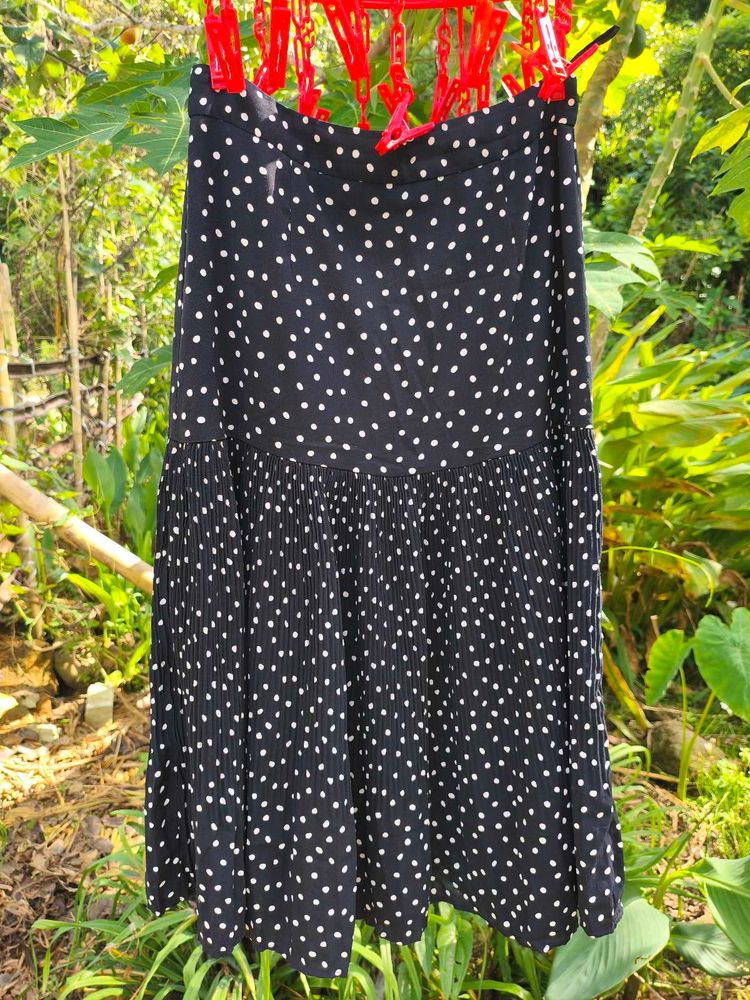 beautiful polka dots knee length dress