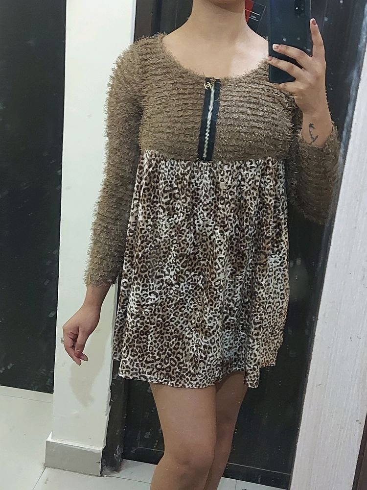 SaturdaySale!! 🐆 Print Brown Velvet One Piec