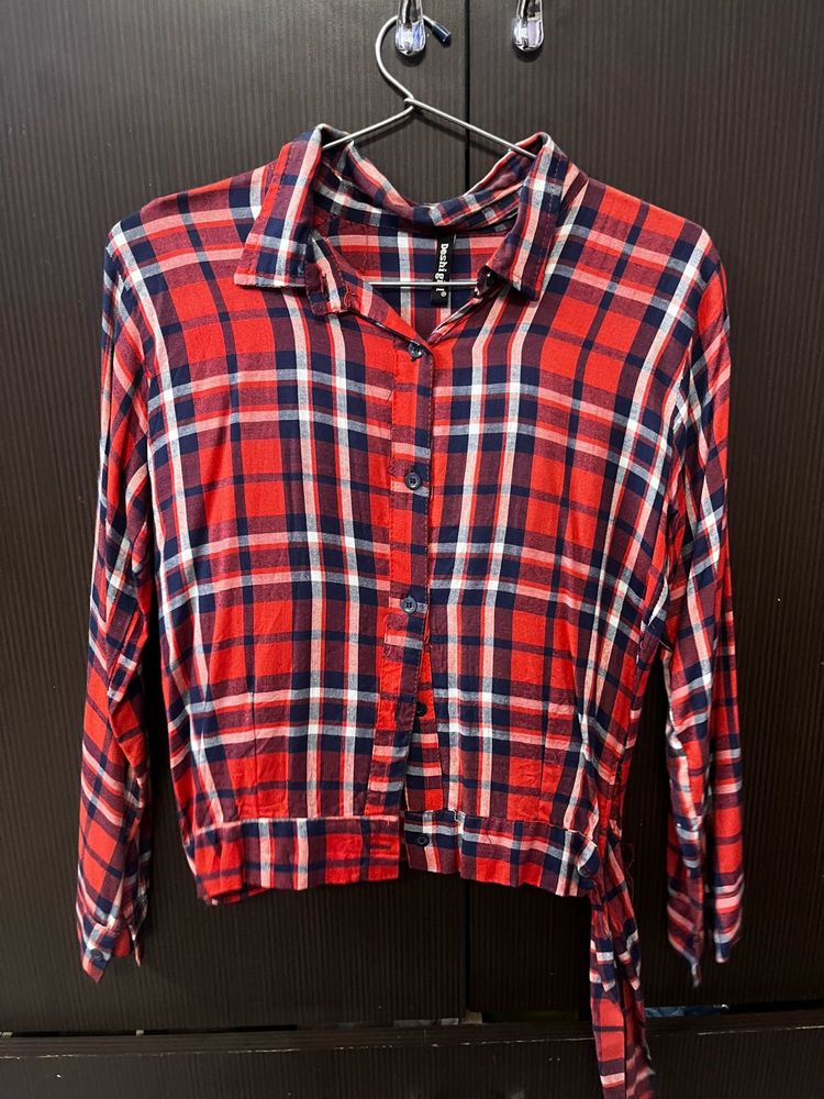 Red &amp; Blue Plaid Button-Up Shirt