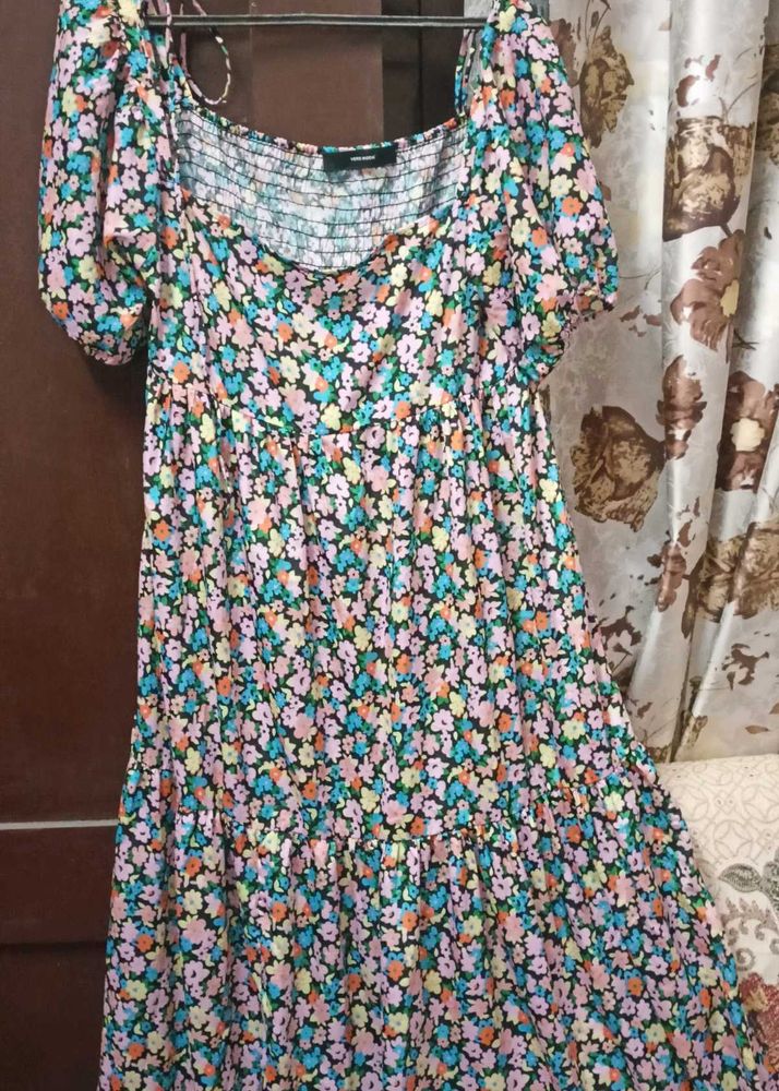 Floral Print Tiered Midi Dress