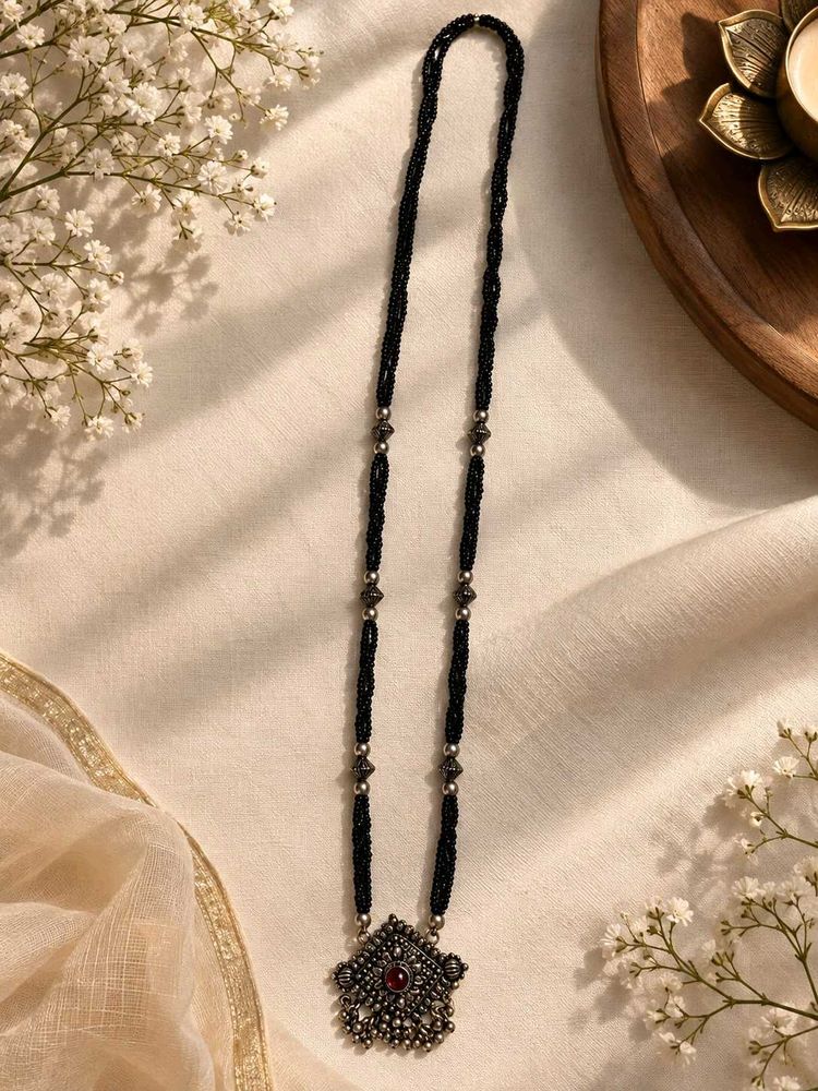 Elegant Black Beaded Mangalsutra with Pendant