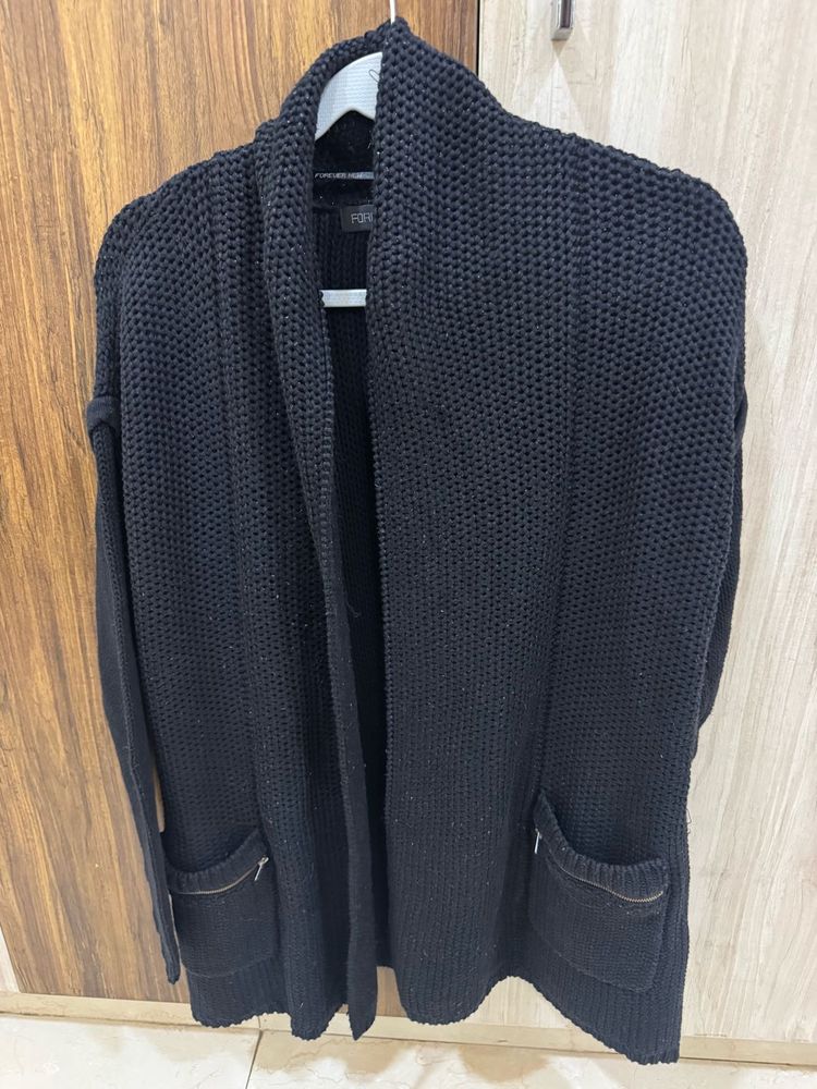 Cozy Black Knit Cardigan with Pockets