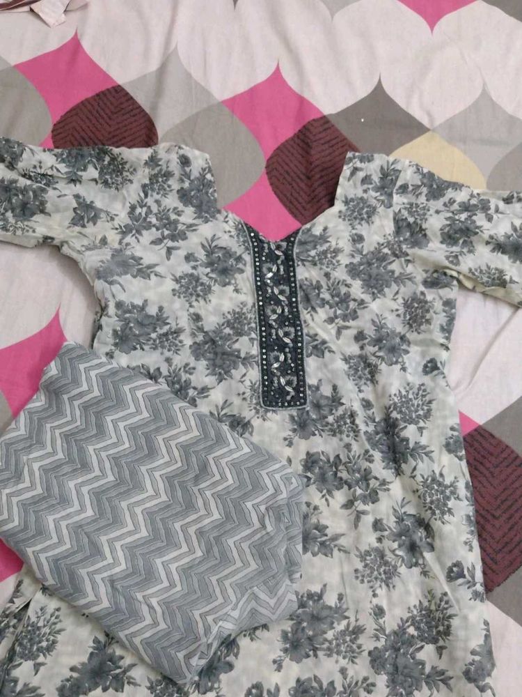 Floral Print Kurta with Pants Set