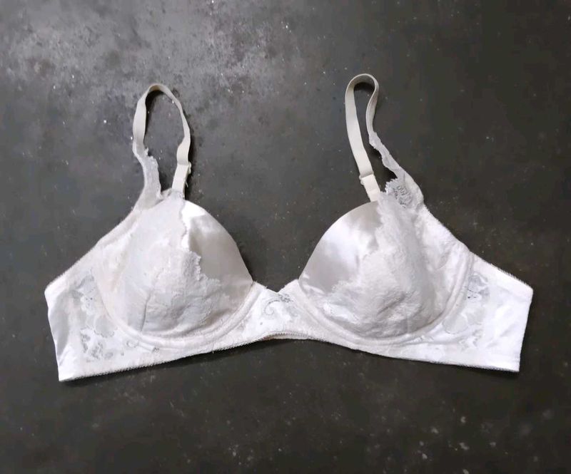 White Lace Trim Bra