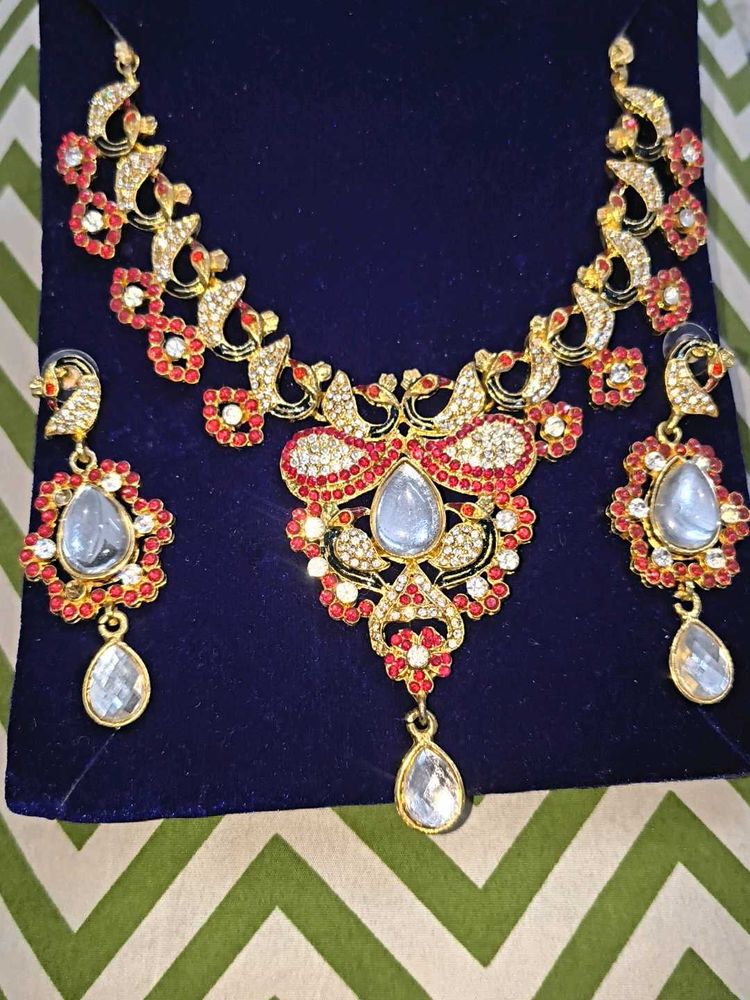 Necklace Set
