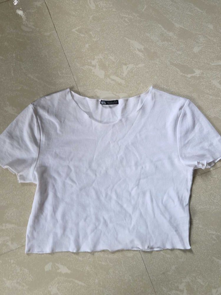 Zara White Cropped T-Shirt