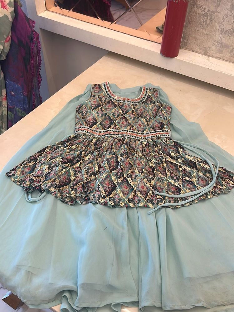 js new party wear for girl