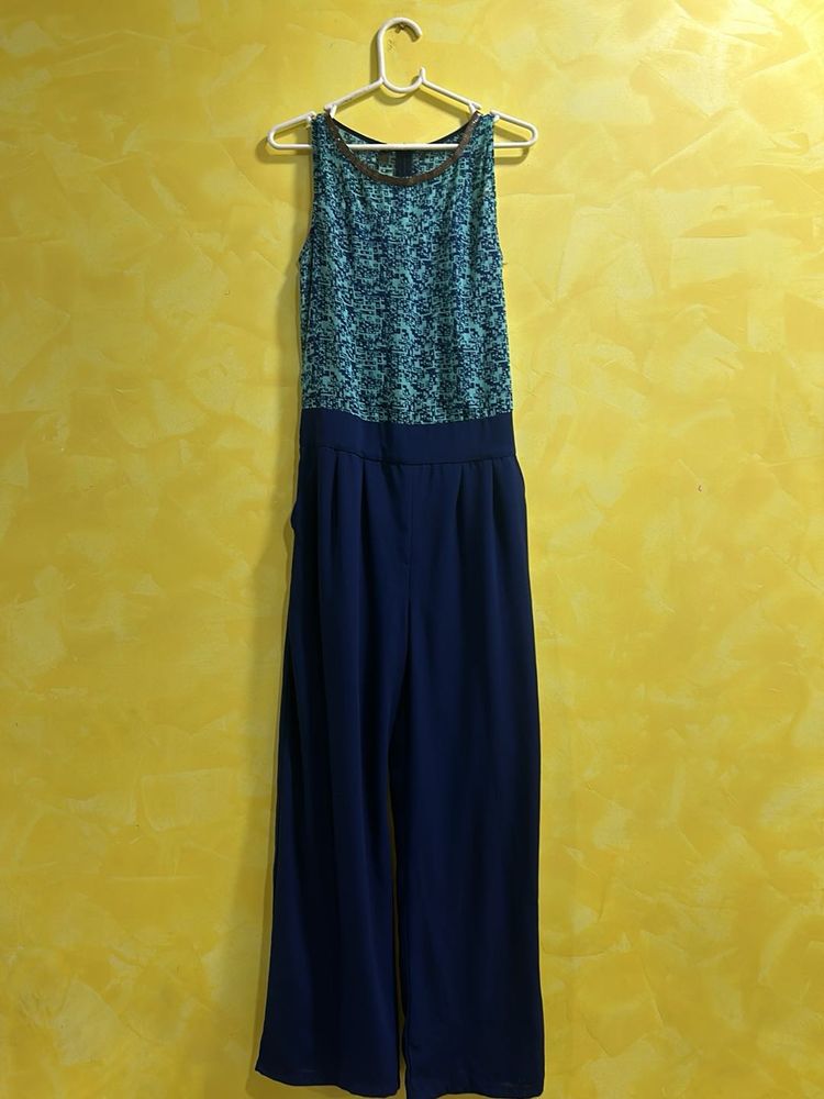 Stylish Sleeveless Jumpsuit