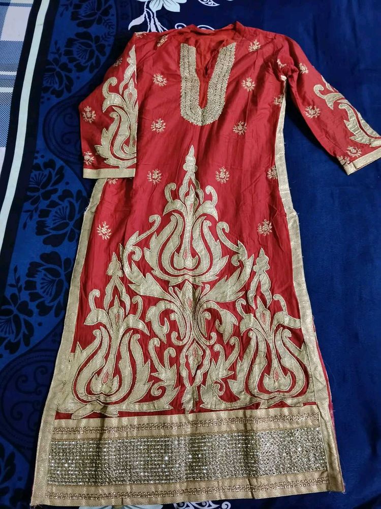 Embroidered Red Kurta