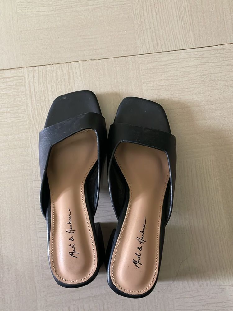 Black Solid Block Heels