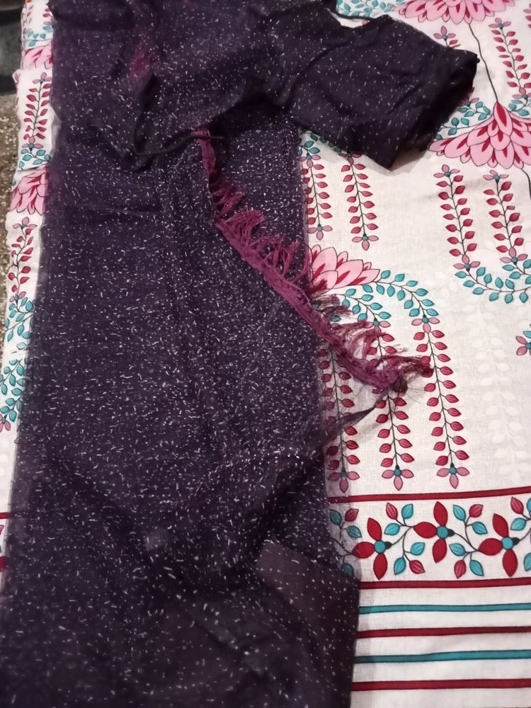 Purple Net Saree With Blouse