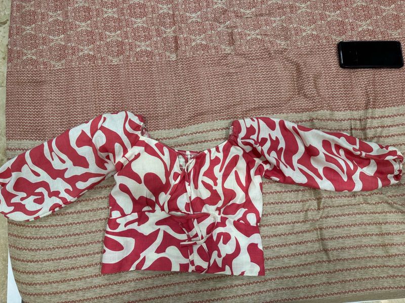 Red &amp; White Abstract Print Puff Sleeve Top
