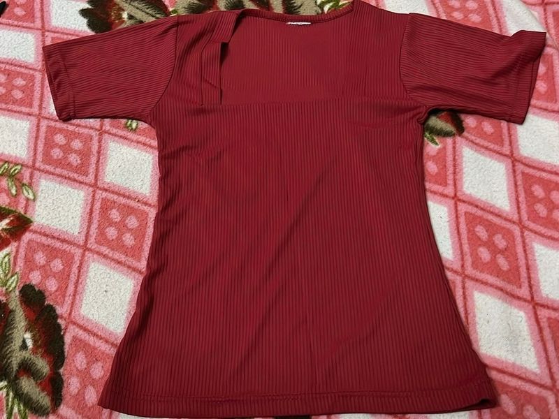 Ribbed Maroon Casual Top