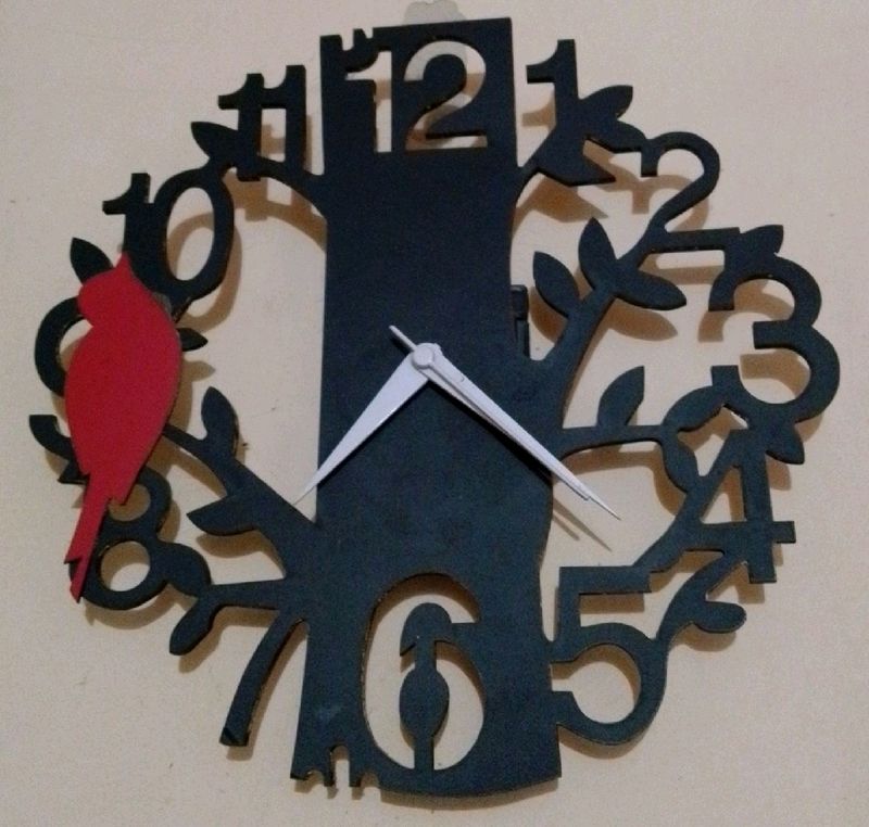 Red Bird Designer Wall Clock ⏰️