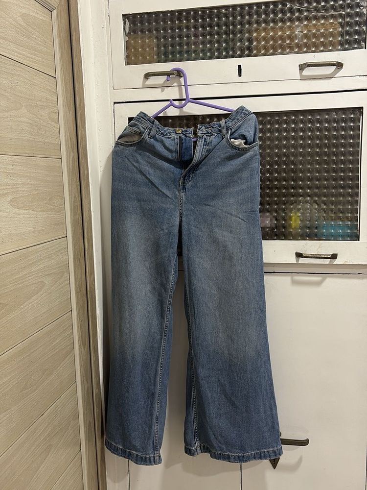 Wide leg jeans