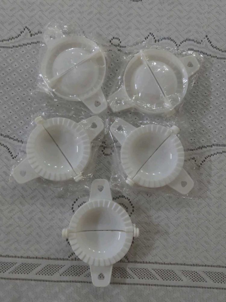 Set of 4 White Dough Gujiya Press Molds