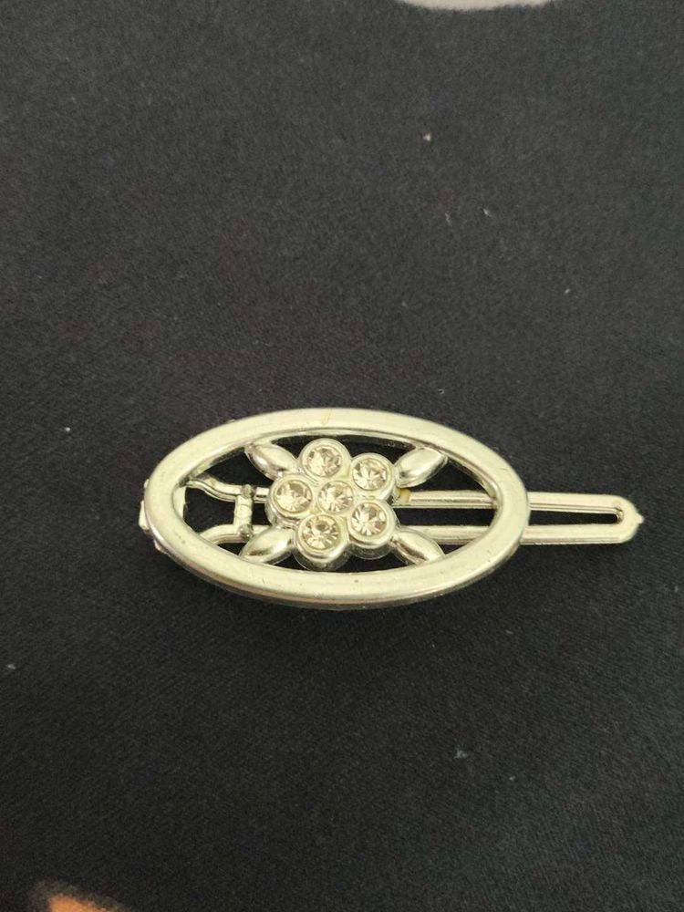 Rhinestone Flower Hair Clip
