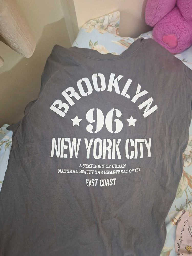 Brooklyn Graphic T-shirt