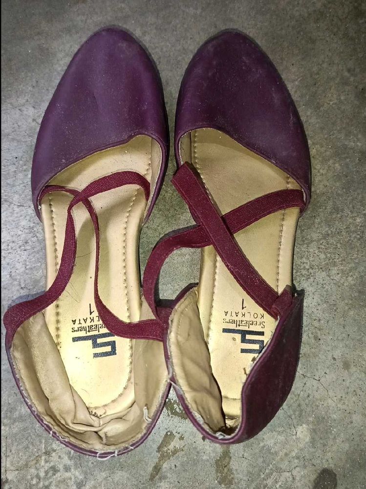 Stylish Burgundy Ballet Flats