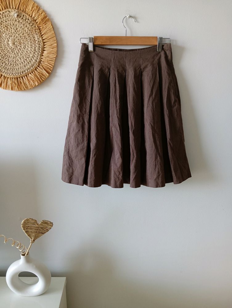 Stylish H&amp;M Pinstripe Skirt From Europe