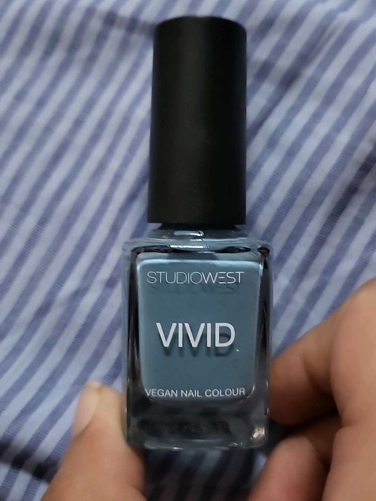 Studio West Vivid Vegan Nail Colour