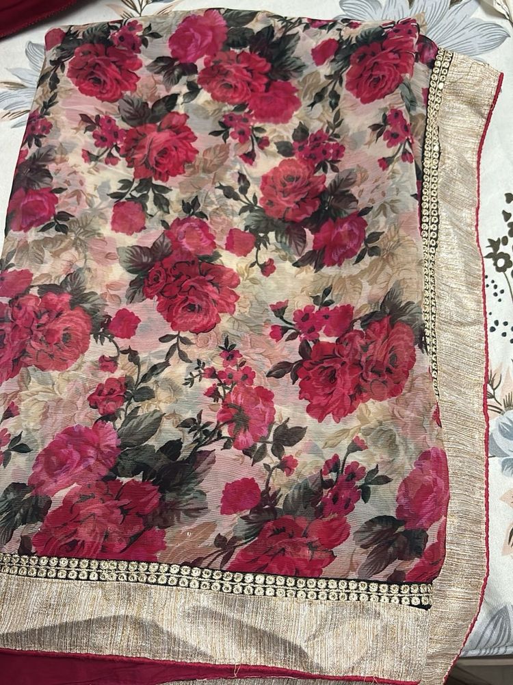 Beautiful Floral Print Saree