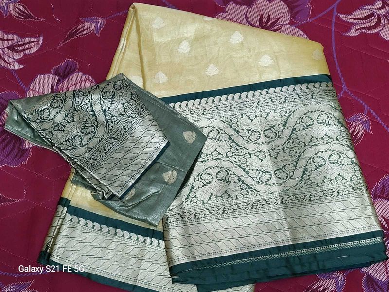 Tissue Saree With Contrast Blouse
