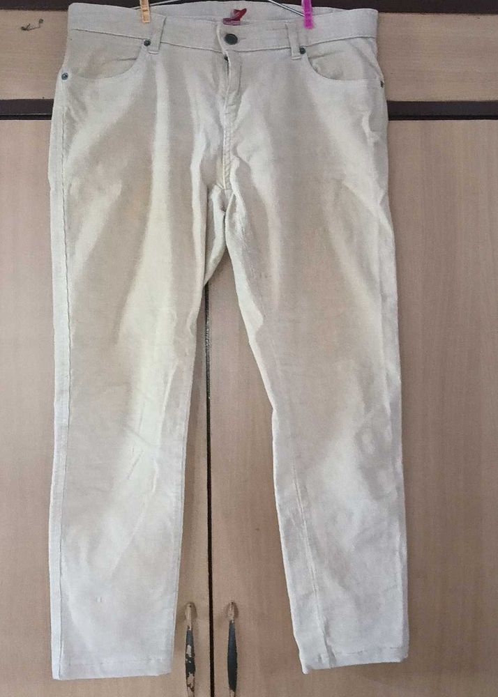 Cream Corduroy Pants 👖