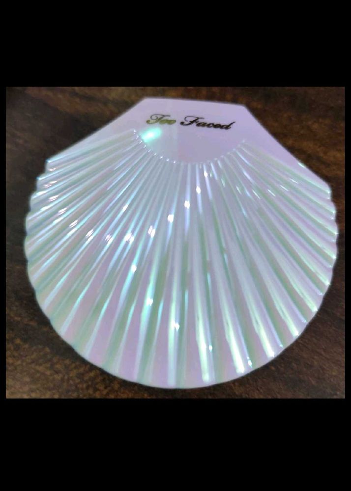Too Faced Seashell Double Sided Mirror