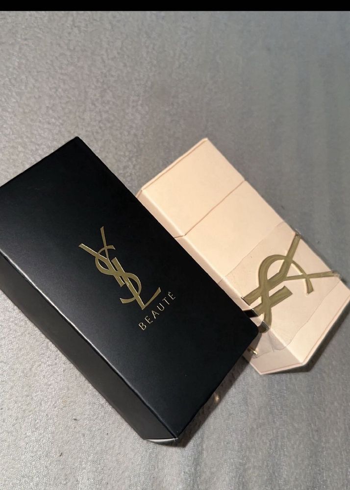 Yves Saint Laurent Beaute Box Set