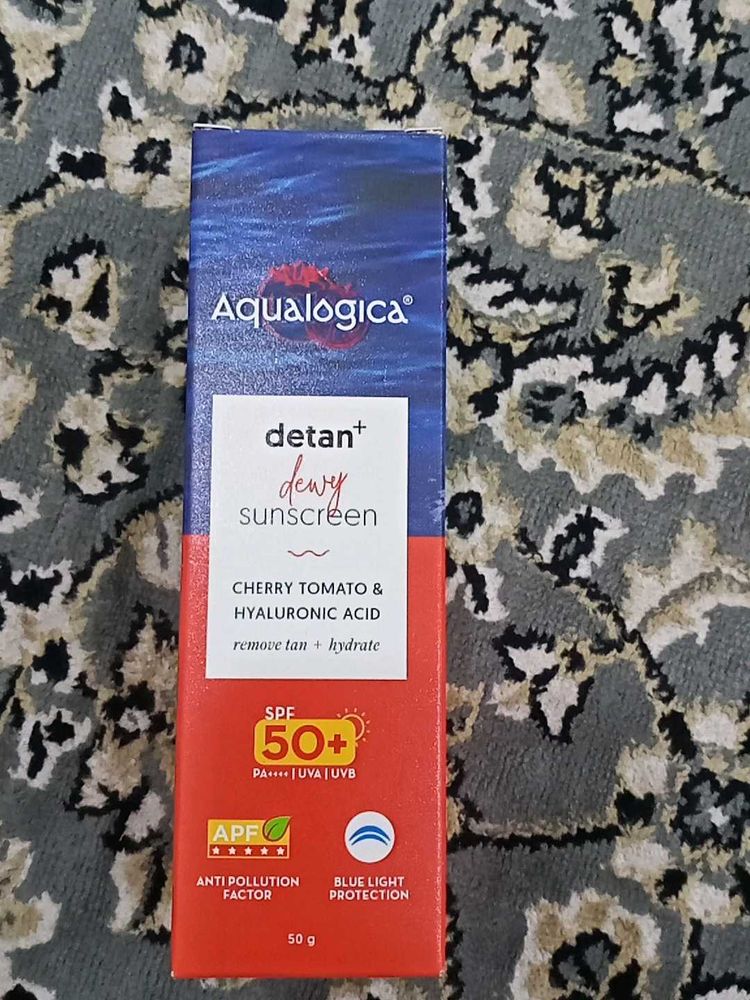 Aqualogica Detan+ Dewy Sunscreen SPF 50+