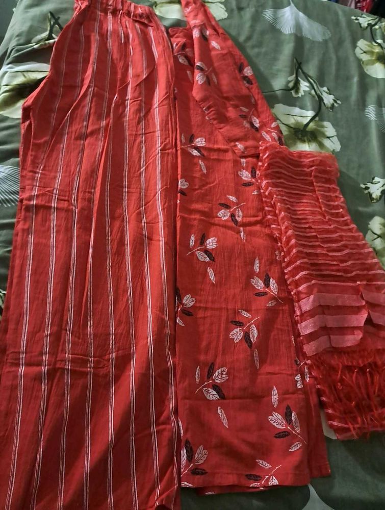 Red Floral Print Kurta Set with Dupatta🥀