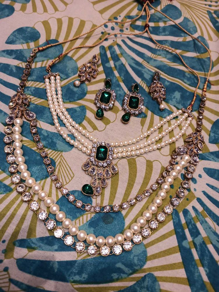 Elegant Emerald &amp; Pearl Jewelry Set