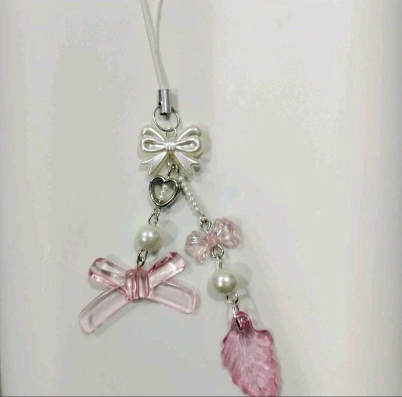 Cute Bow &amp; Pearl Phone Charm