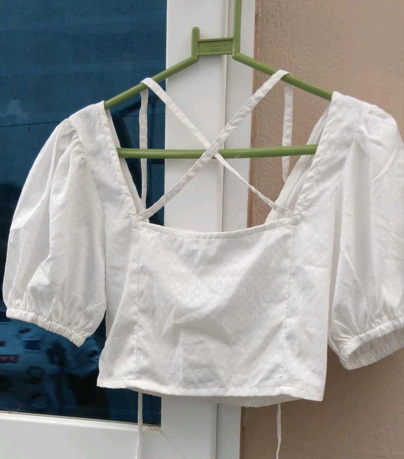 Chic White Crop Top