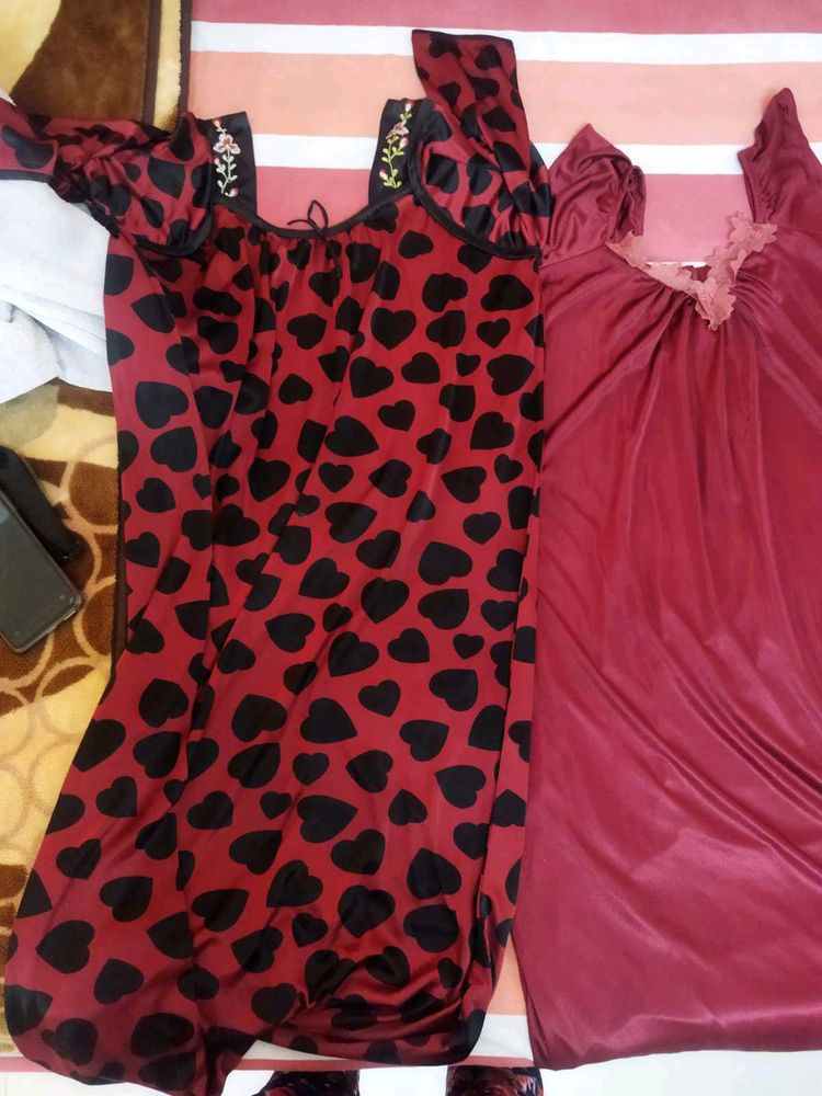 2 Ladies Nightgowns - Heart Print &amp; Solid