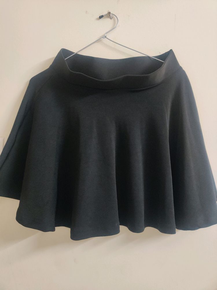 Black Short Skater Skirt