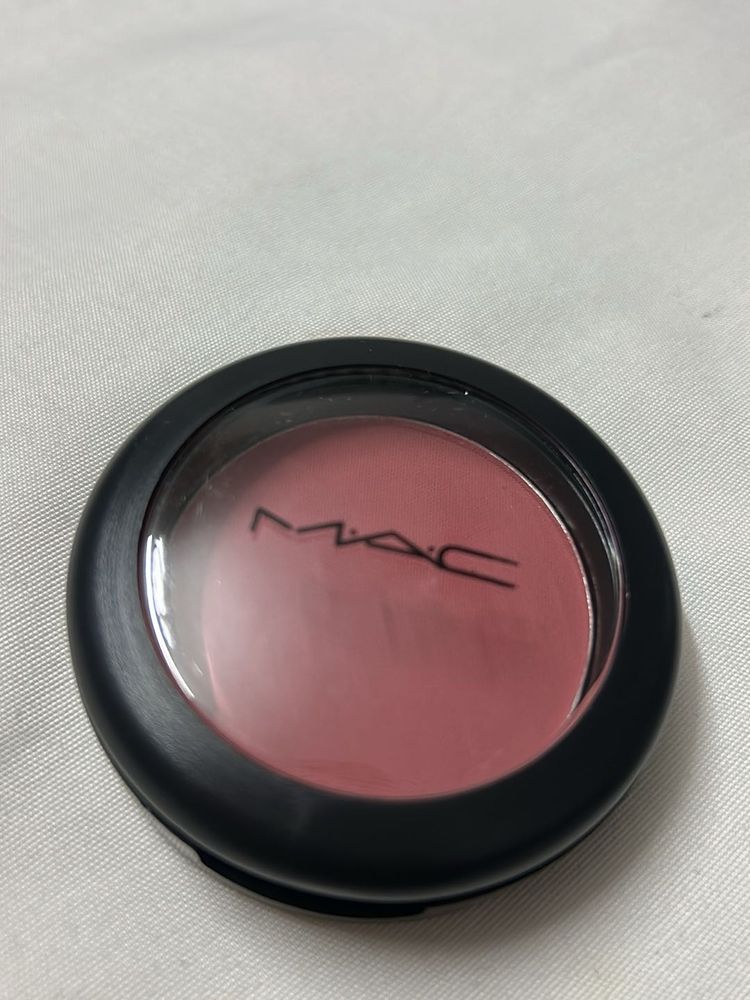 MAC Blush Pinch me